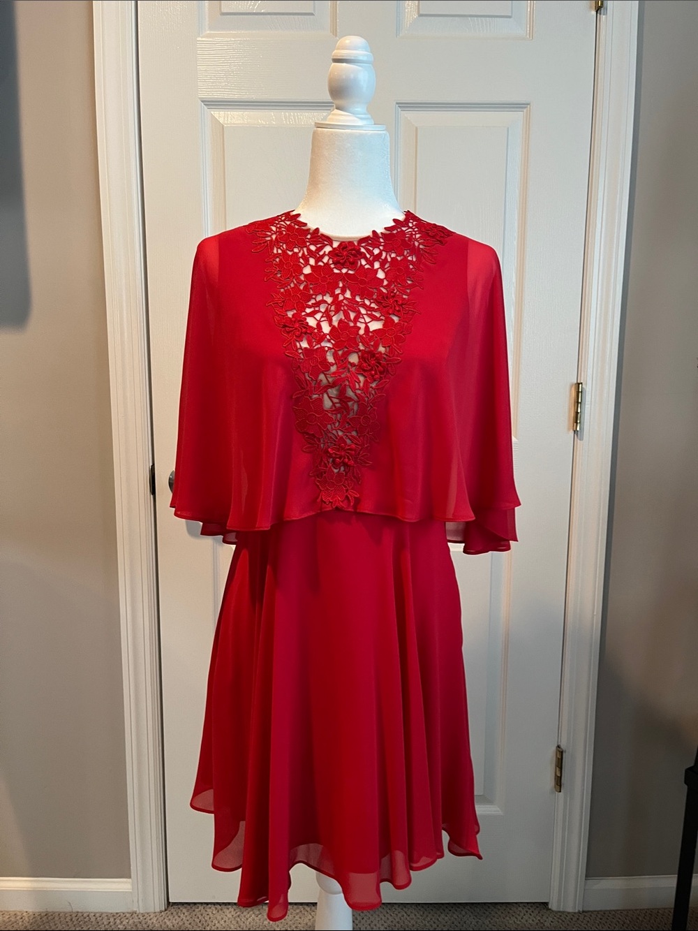 BCBGMaxAzria Red Floral Appliqué Chiffon Fit-and-Flare Dress